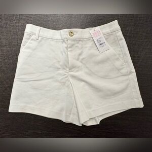NWT Lilly Pulitzer Resort White Shorts, Size 6, from Spring ‘24
